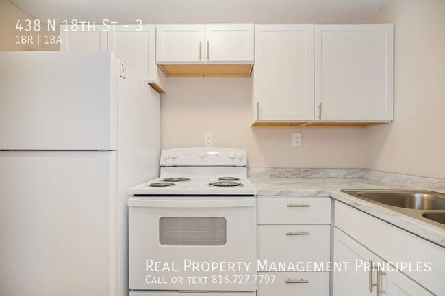Building Photo - 438 N 18th St