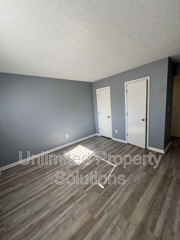 Building Photo - 205 Sunn Aire Ct