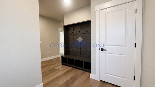 Building Photo - Brand New Duplex in Meridian!