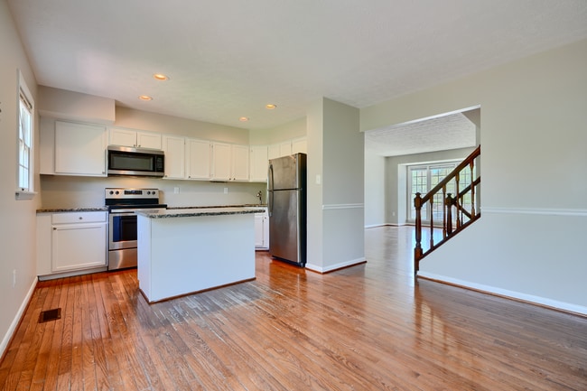 Building Photo - 3419 Clairborne Way