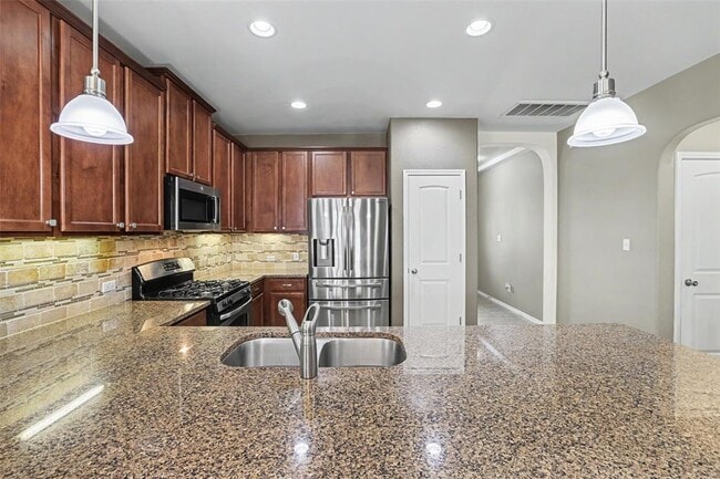 Building Photo - 6227 Aviara Dr