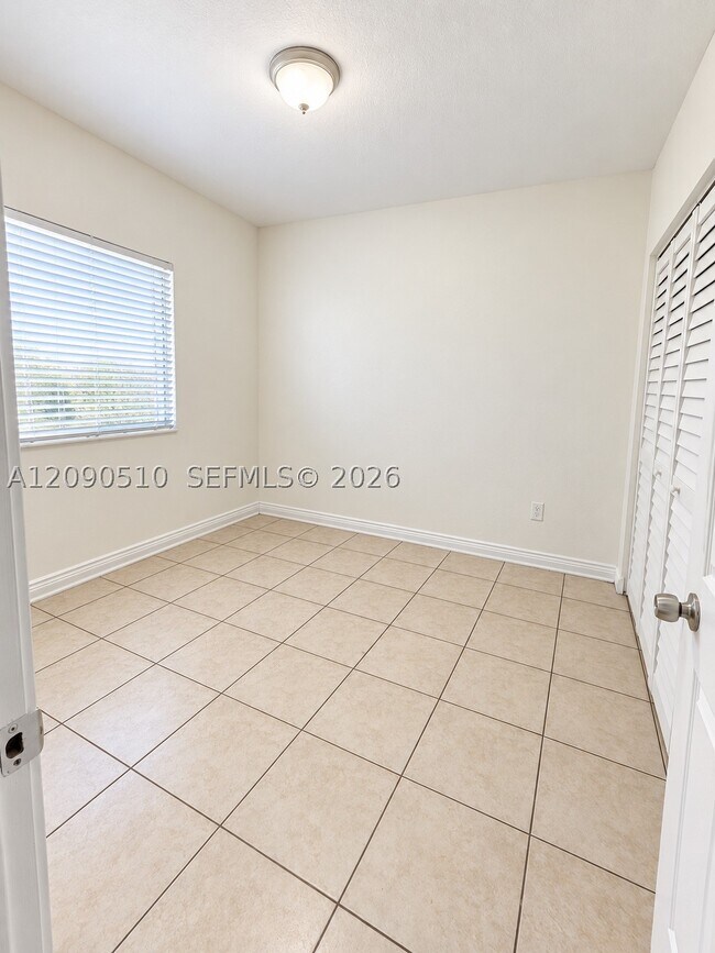 Building Photo - 26526 SW 138th Ave