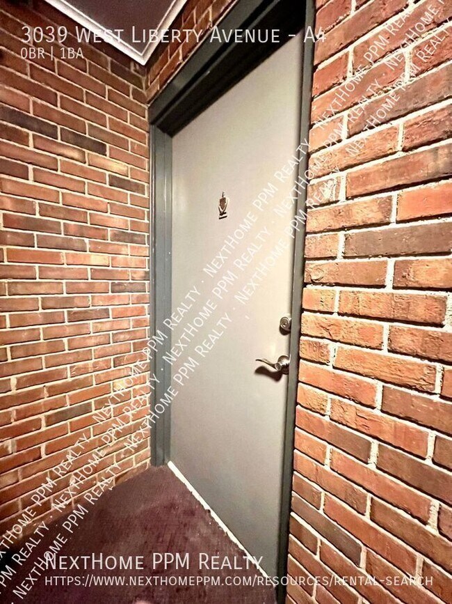 Building Photo - 3039 W Liberty Ave