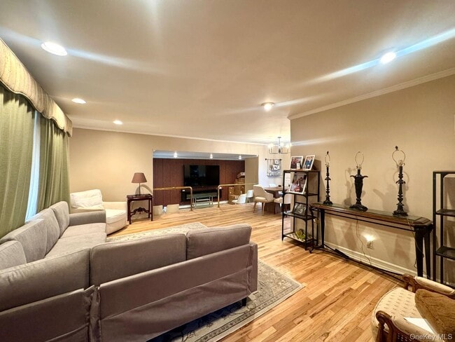 Building Photo - 2780 Rockaway Ave