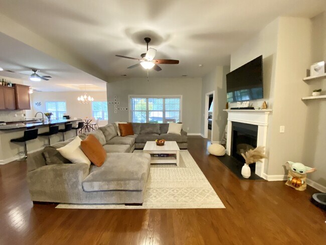 Building Photo - Single Level Lawton Station home for Rent!