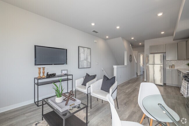 3BD, 3BA - 1,500SF - 731 N 35th Street Townhomes