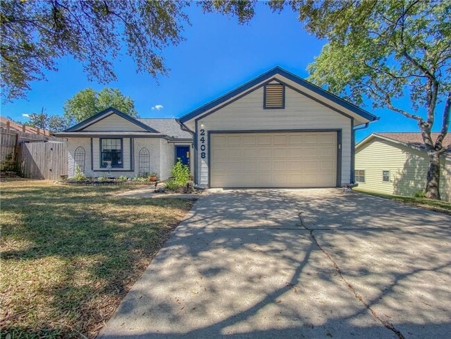 Primary Photo - Bright & Welcoming 3 Bedroom, 2 Bath Home ...