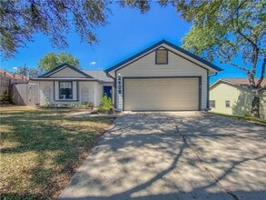 Building Photo - Bright & Welcoming 3 Bedroom, 2 Bath Home ...