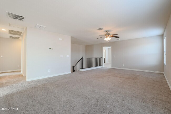 Building Photo - 2736 E Mews Rd