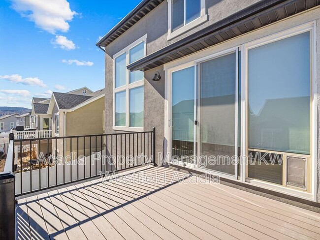 Building Photo - 136 N Desert Sage Dr