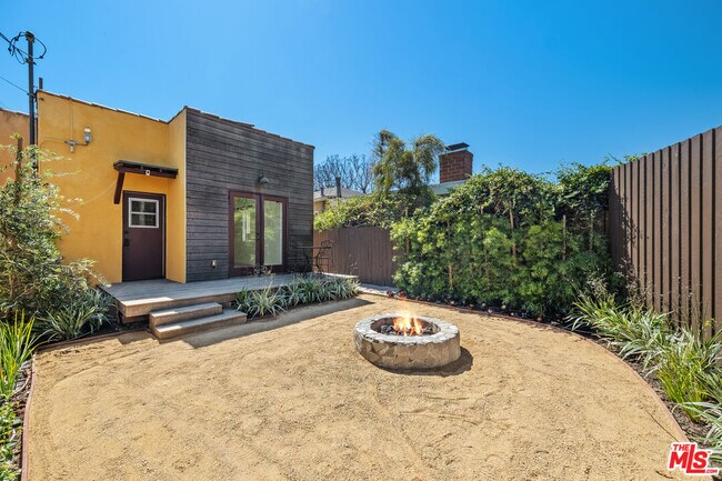 Building Photo - 3846 Lyceum Ave
