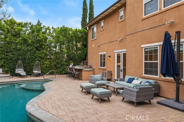 Building Photo - 1 Calle Saltamontes