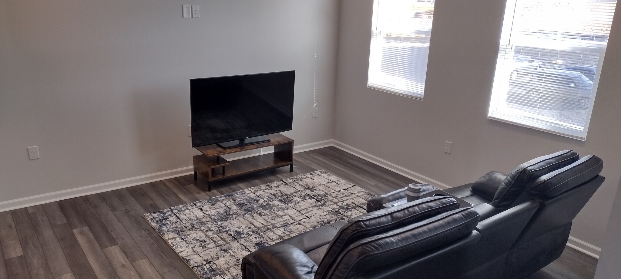Building Photo - Room in Townhome on Kipp Ln