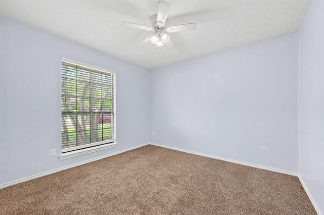 Building Photo - 918 Green Brook Dr