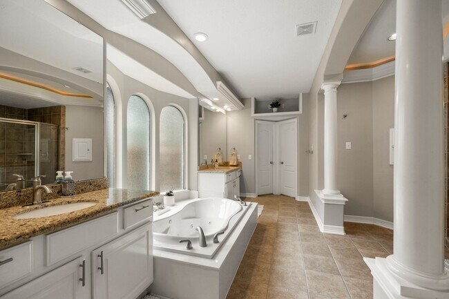 Building Photo - 15519 Marble Canyon Way