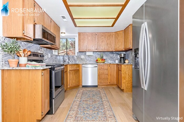 Building Photo - 1350 Valley Ranch Cir