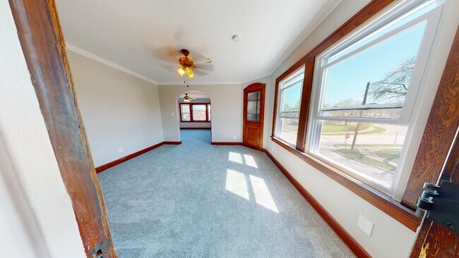 Building Photo - 6711 Dartworth Dr