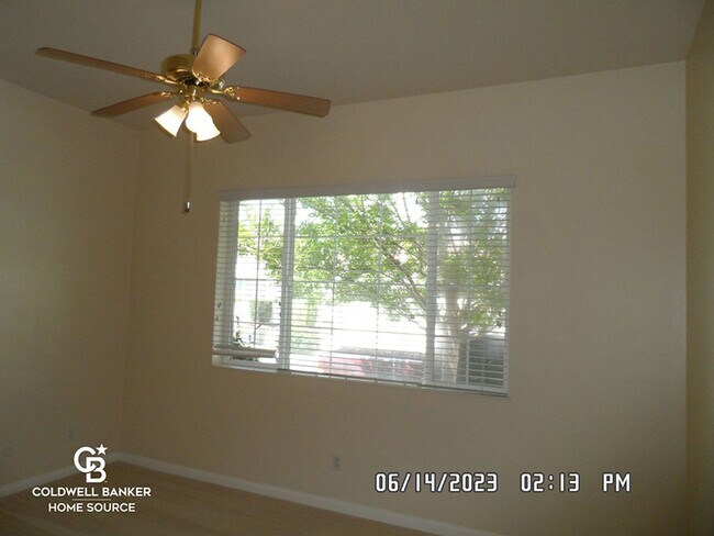 Building Photo - Sun City 55+ Gated Community, Golf Course, Clubhouse, 2 Bedroom, 2.5 Bathrooms, 2.5 Car Garage, 2...