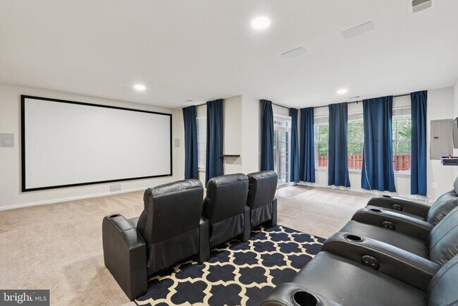 Building Photo - 38 Mica Way