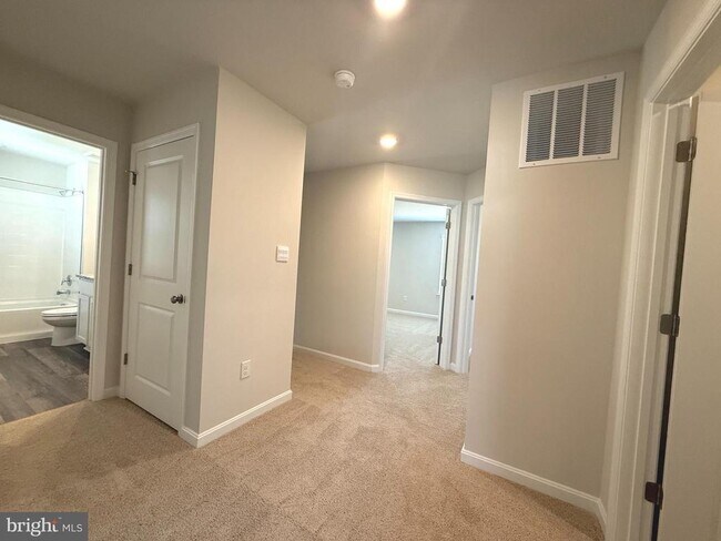 Building Photo - 223 Orpington Dr