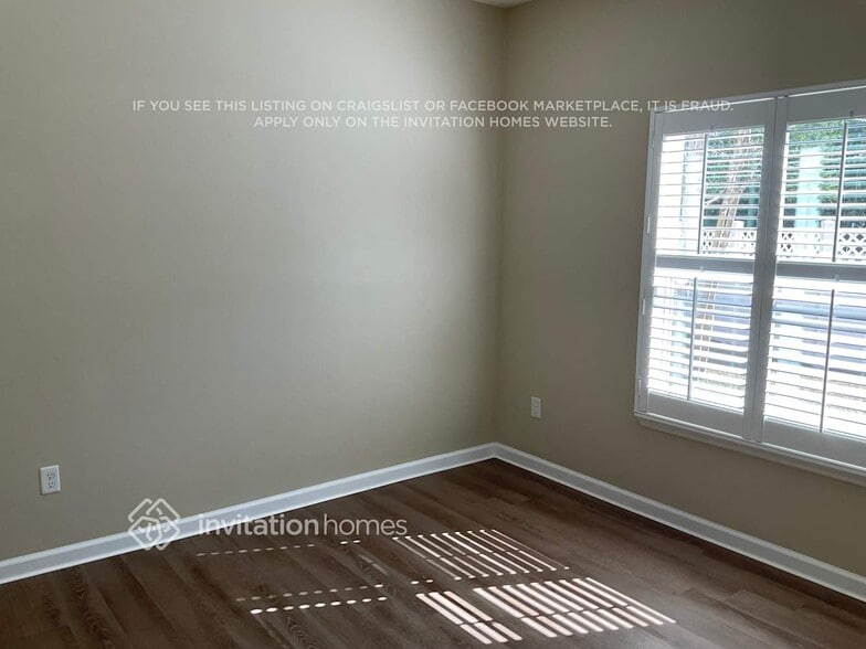 Building Photo - 236 Tadcaster Court