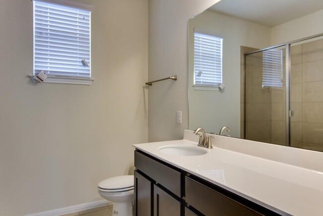 Building Photo - 3240 E Whitestone Blvd