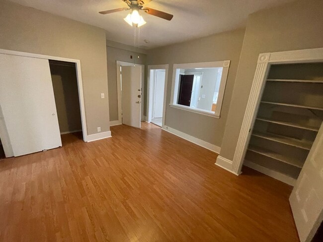Building Photo - One Bedroom ** Newton Highlands Village ~ MBTA GL-D
