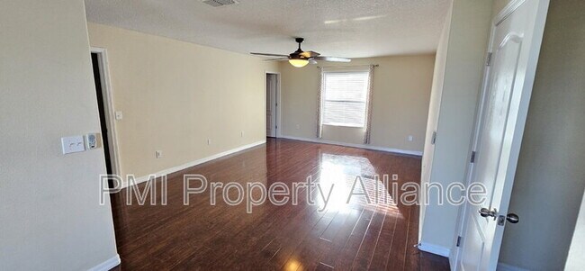 Building Photo - 2890 Spring Breeze Way