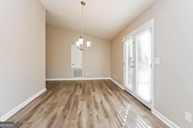 Building Photo - 80 Hartley Way