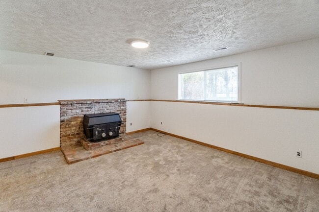 Building Photo - Gorgeous Single Family Home in Spokane's S...