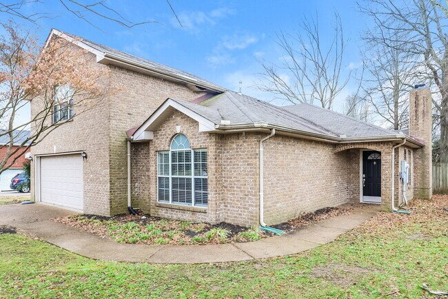 Building Photo - 2922 Churchill Ln