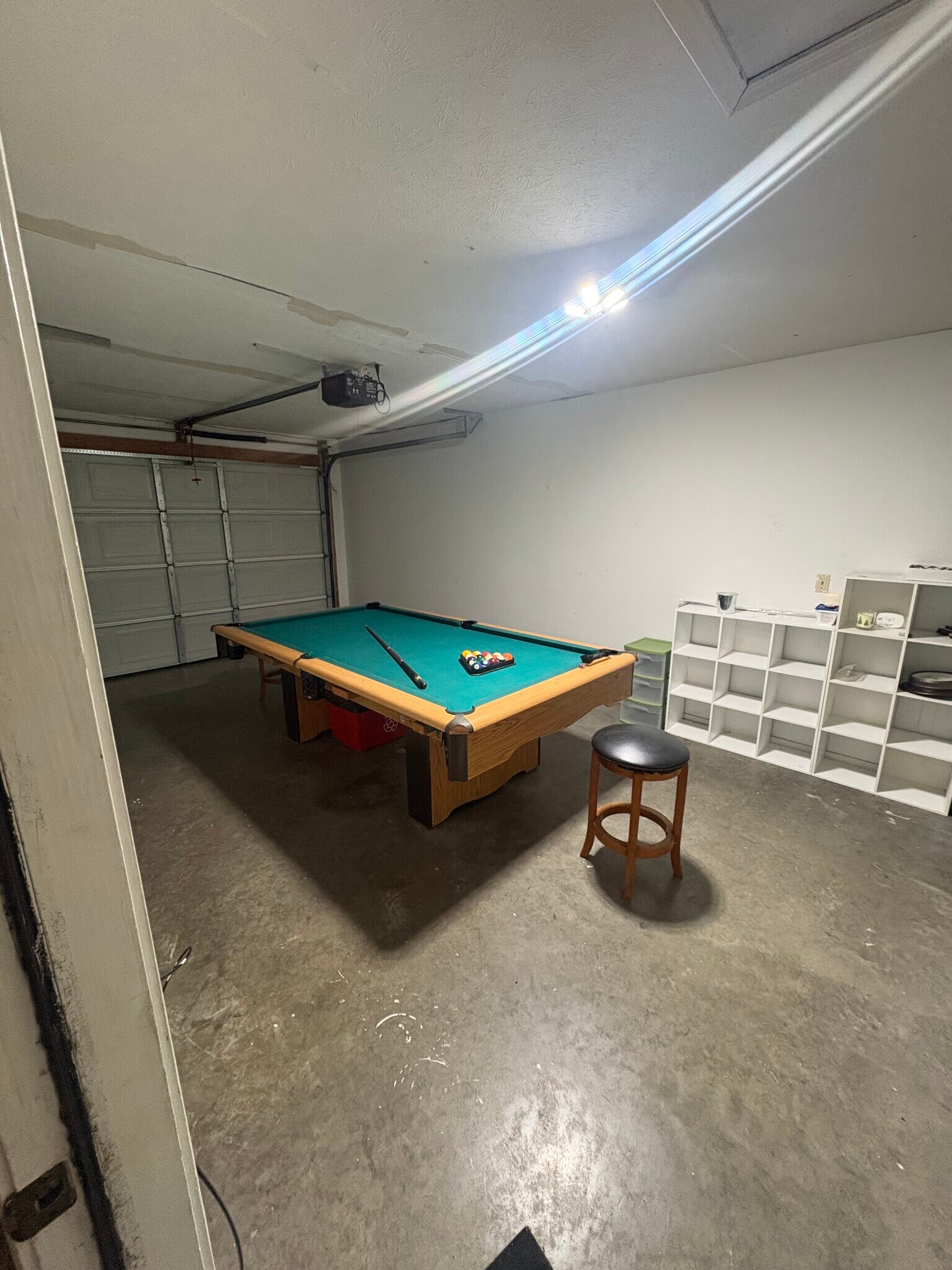 Building Photo - 2041 Wood Tree Ct