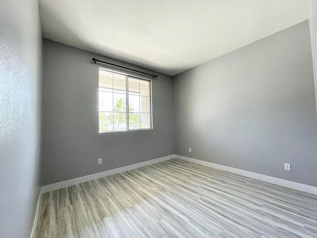 Building Photo - Charming Single-Story Home in Oceanside 3 Bedroom 2 Bath