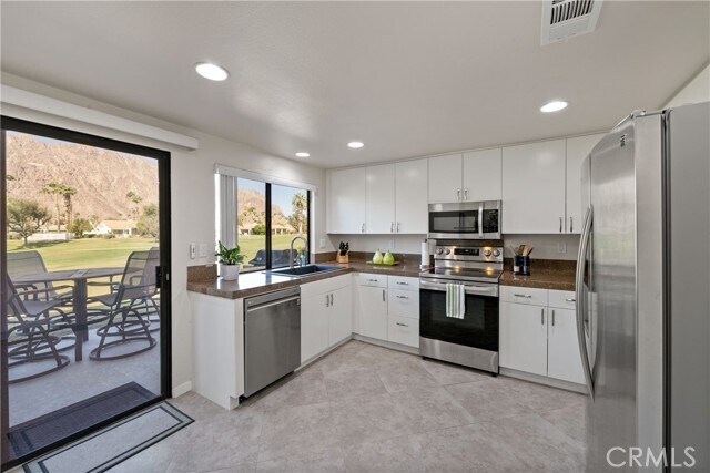 Building Photo - 54829 Oak-Hill