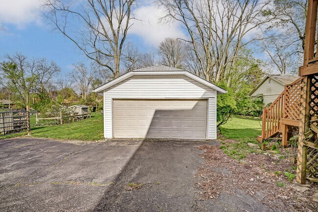 Building Photo - 5316 Markey Rd