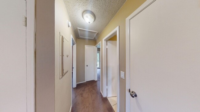 Building Photo - 2Bed/ 1 Bath Apartment Available NOW in Ja...