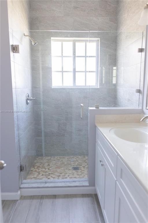 Building Photo - 3235 NW 31st Ter