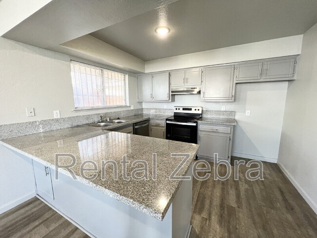 Building Photo - 1728 I St