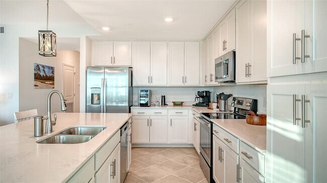 Building Photo - 12140 Wellen Golf St
