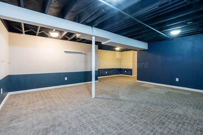 Building Photo - 6002 E 8th St N