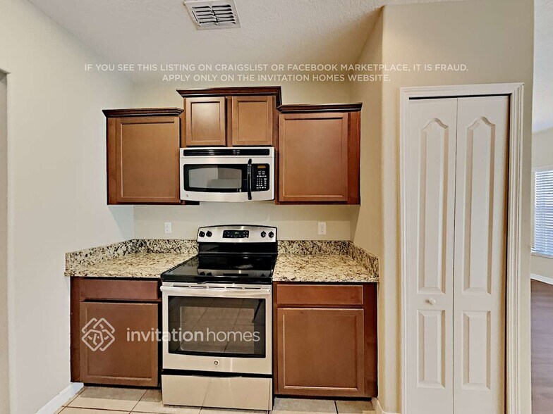 Building Photo - 1145 Seminole Sky Dr