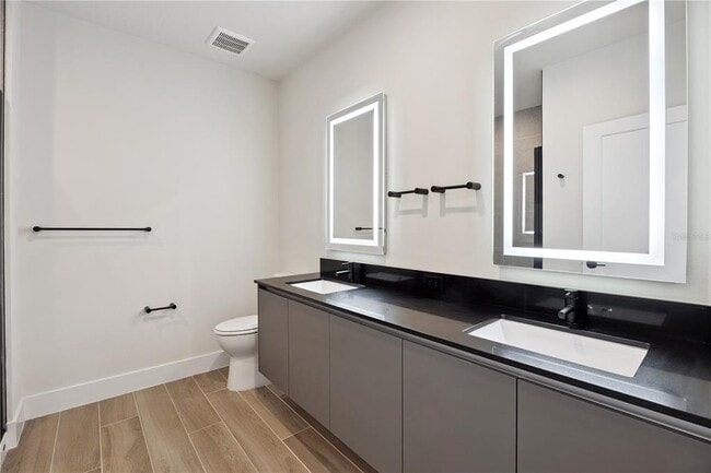 Building Photo - 17334 Serenidad Blvd