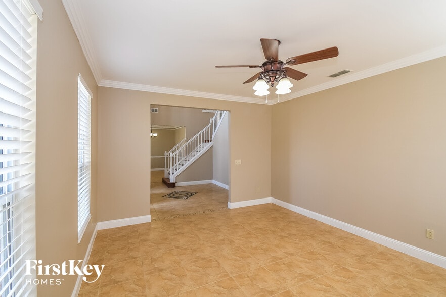 Building Photo - 5324 Downington Dr