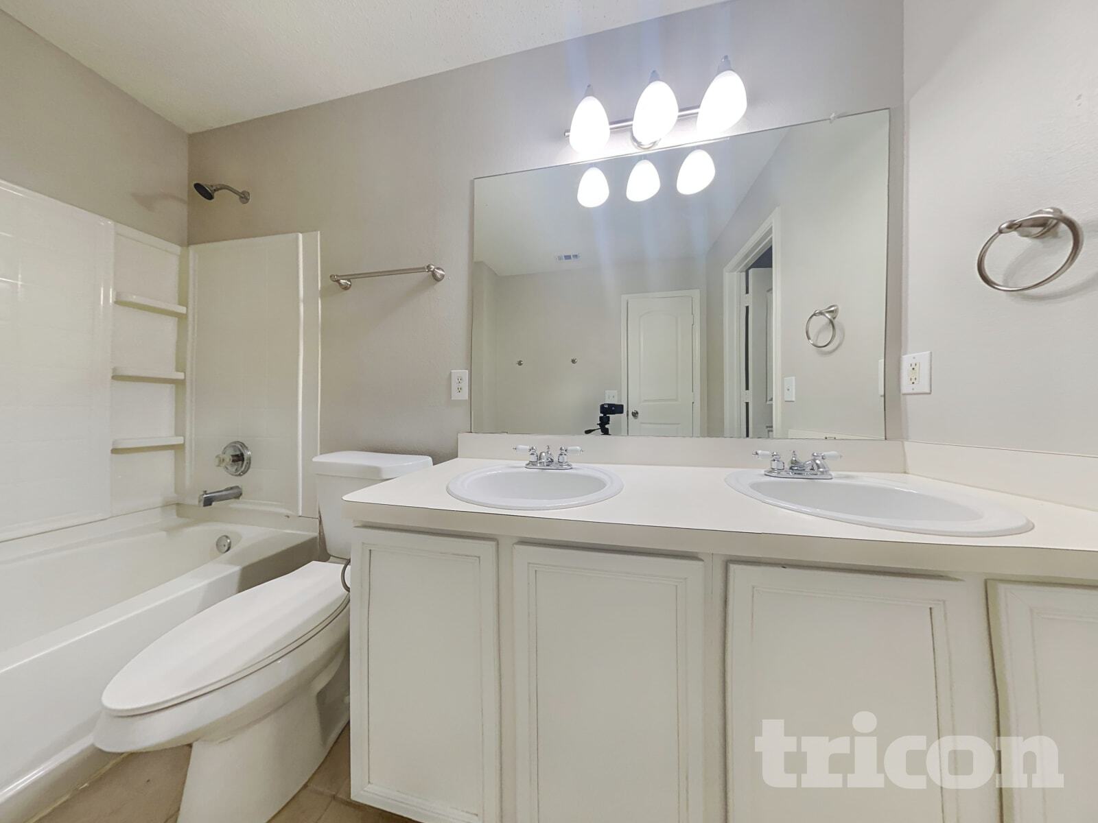 Building Photo - 4512 Merlot Dr