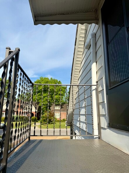 Building Photo - 2309 Cisco St