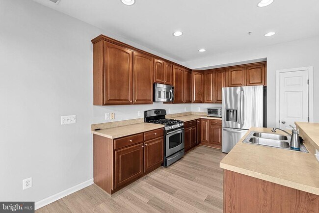 Building Photo - 41848 Inspiration Terrace
