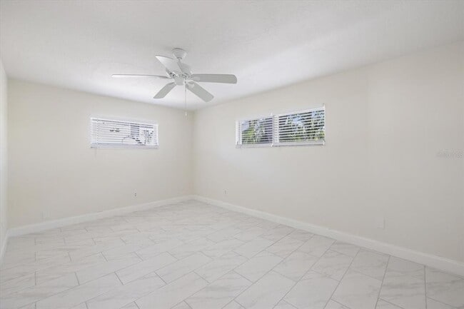 Building Photo - 5151 Oakmont Pl