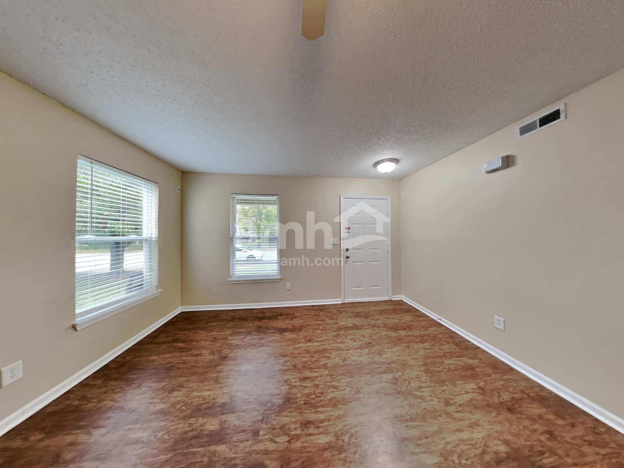 Building Photo - 9772 Trail Dr