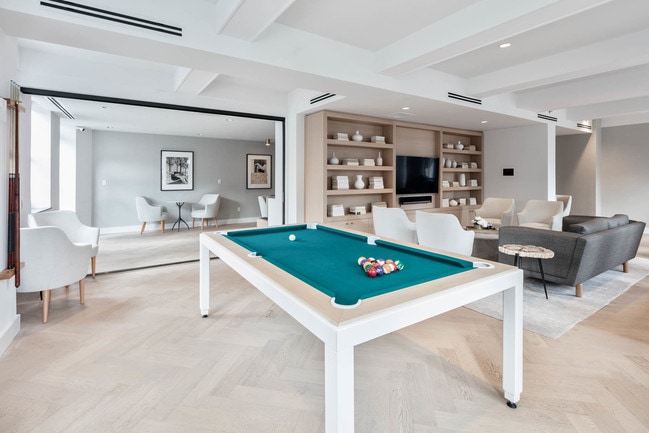 Interior Photo - 63 Wall Street