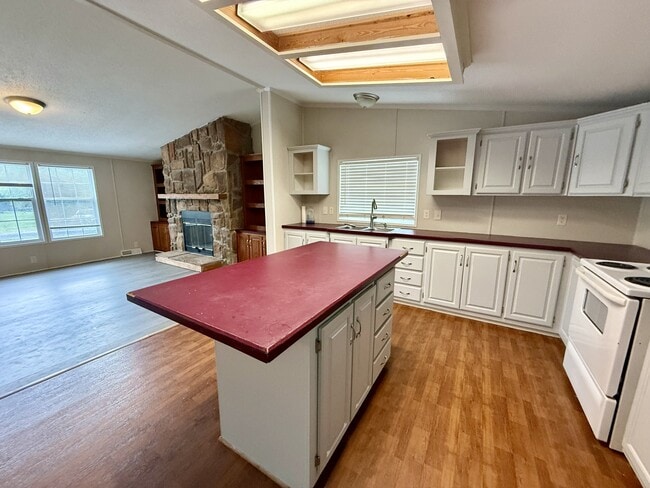 Building Photo - 158 Fieldstone Dr